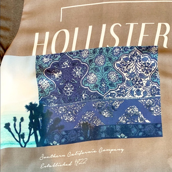 Hollister: Chiffon Short Sleeve T-Shirt - Picture 2 of 3